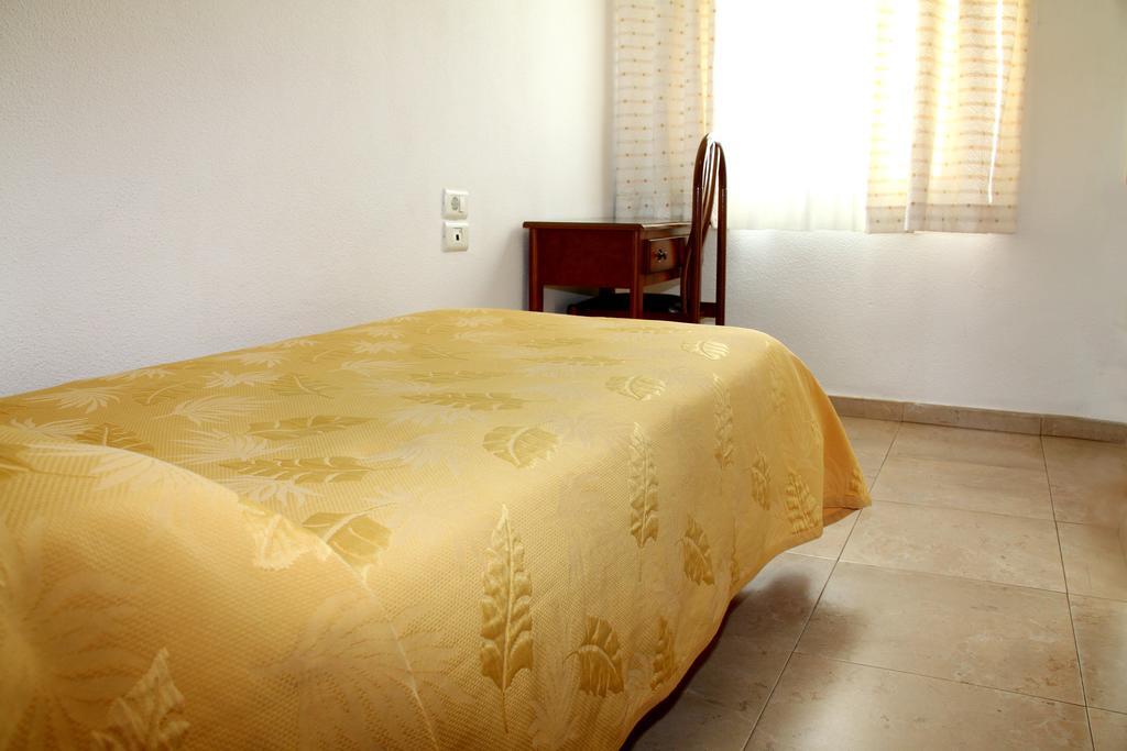 Hostal Restaurante La Masia Vila-real Exteriér fotografie