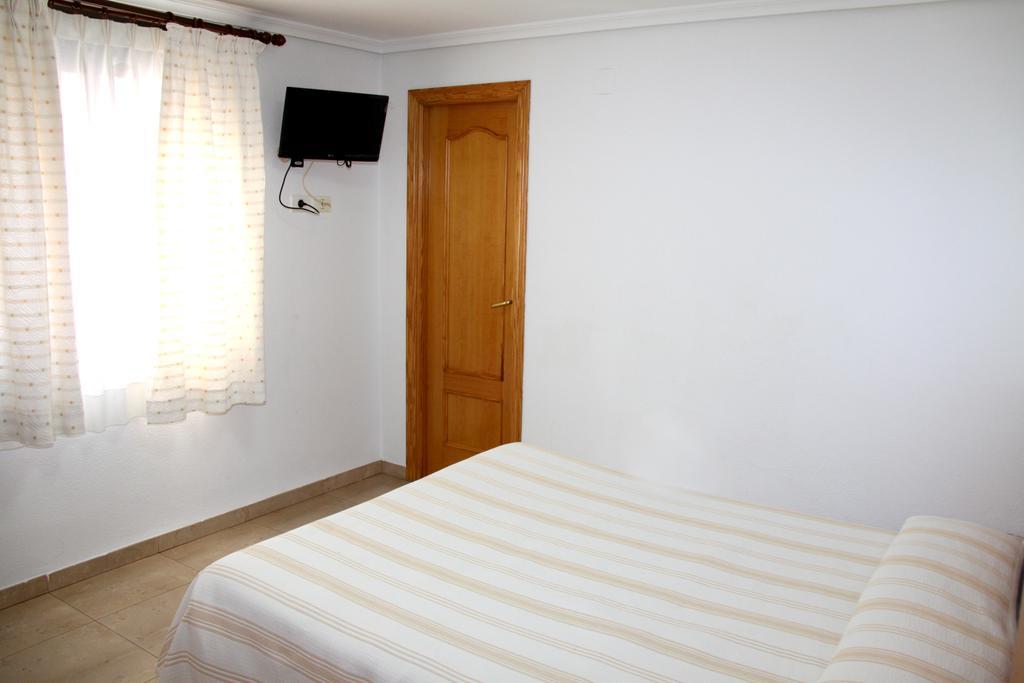 Hostal Restaurante La Masia Vila-real Exteriér fotografie