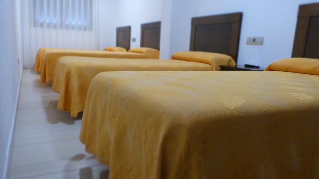 Hostal Restaurante La Masia Vila-real Exteriér fotografie