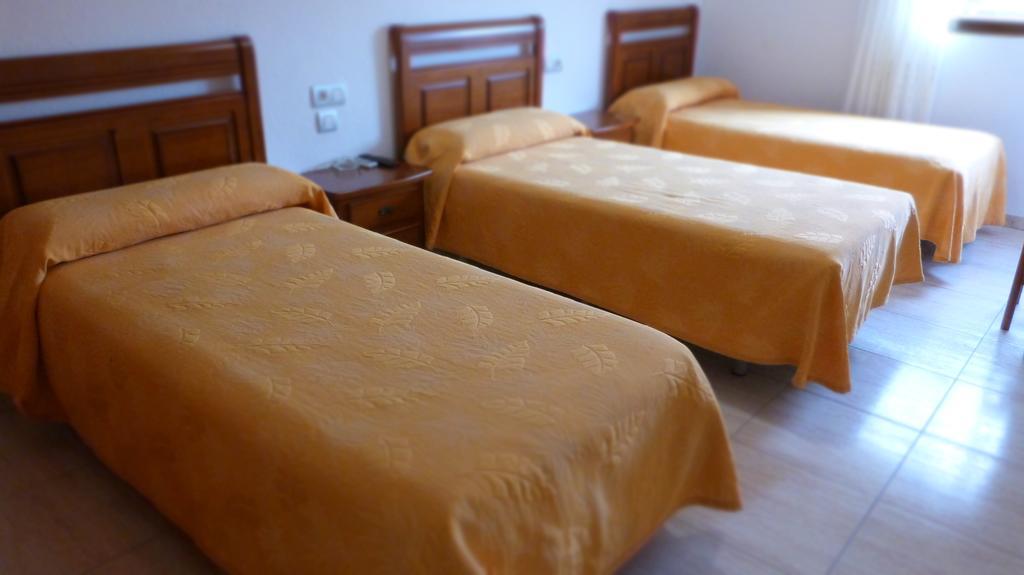 Hostal Restaurante La Masia Vila-real Exteriér fotografie