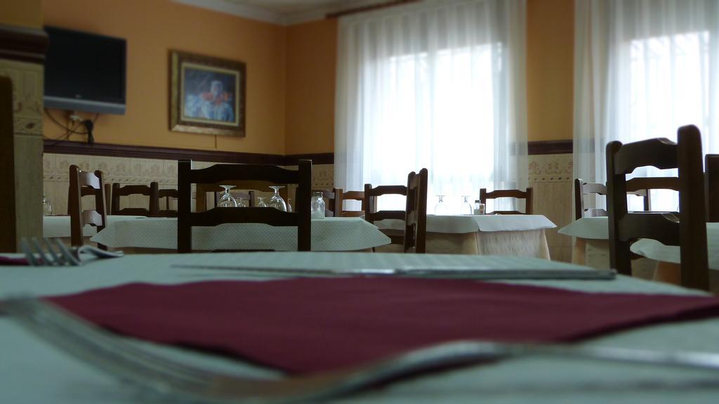 Hostal Restaurante La Masia Vila-real Exteriér fotografie