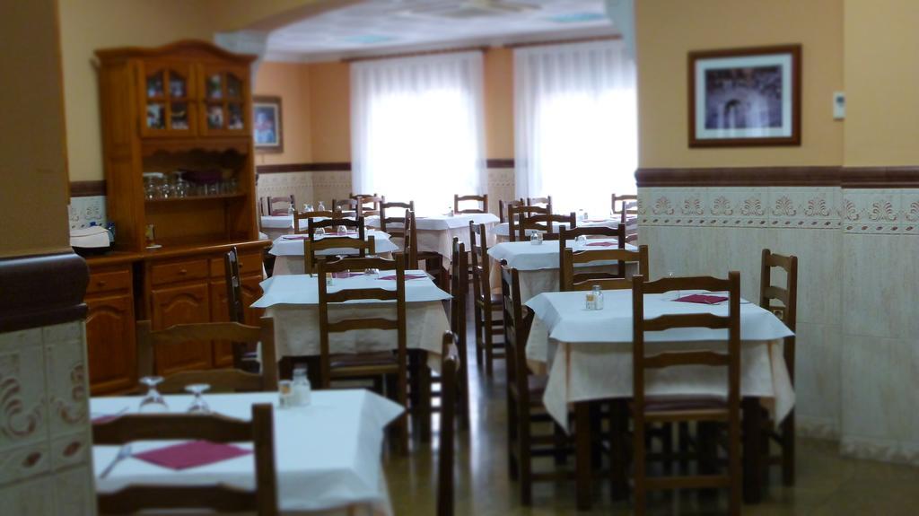Hostal Restaurante La Masia Vila-real Exteriér fotografie